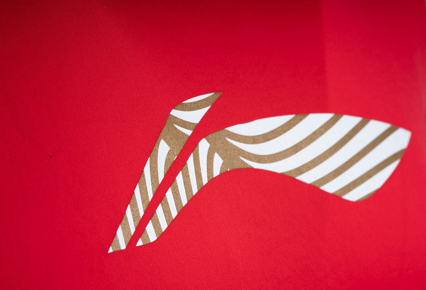 Logo Training Tee-Red-XS