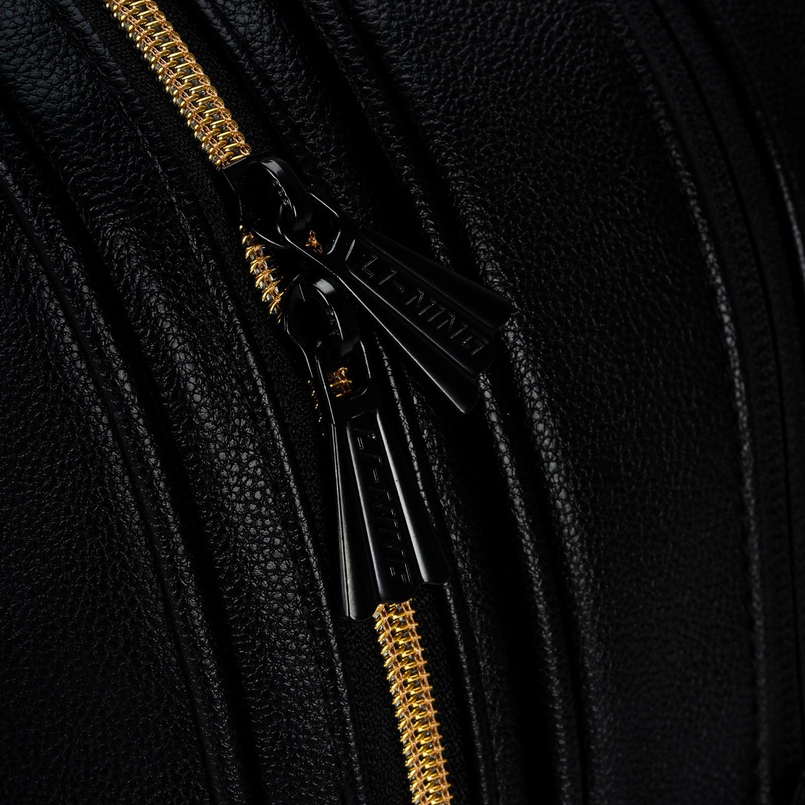 Square Bag - Black/Gold