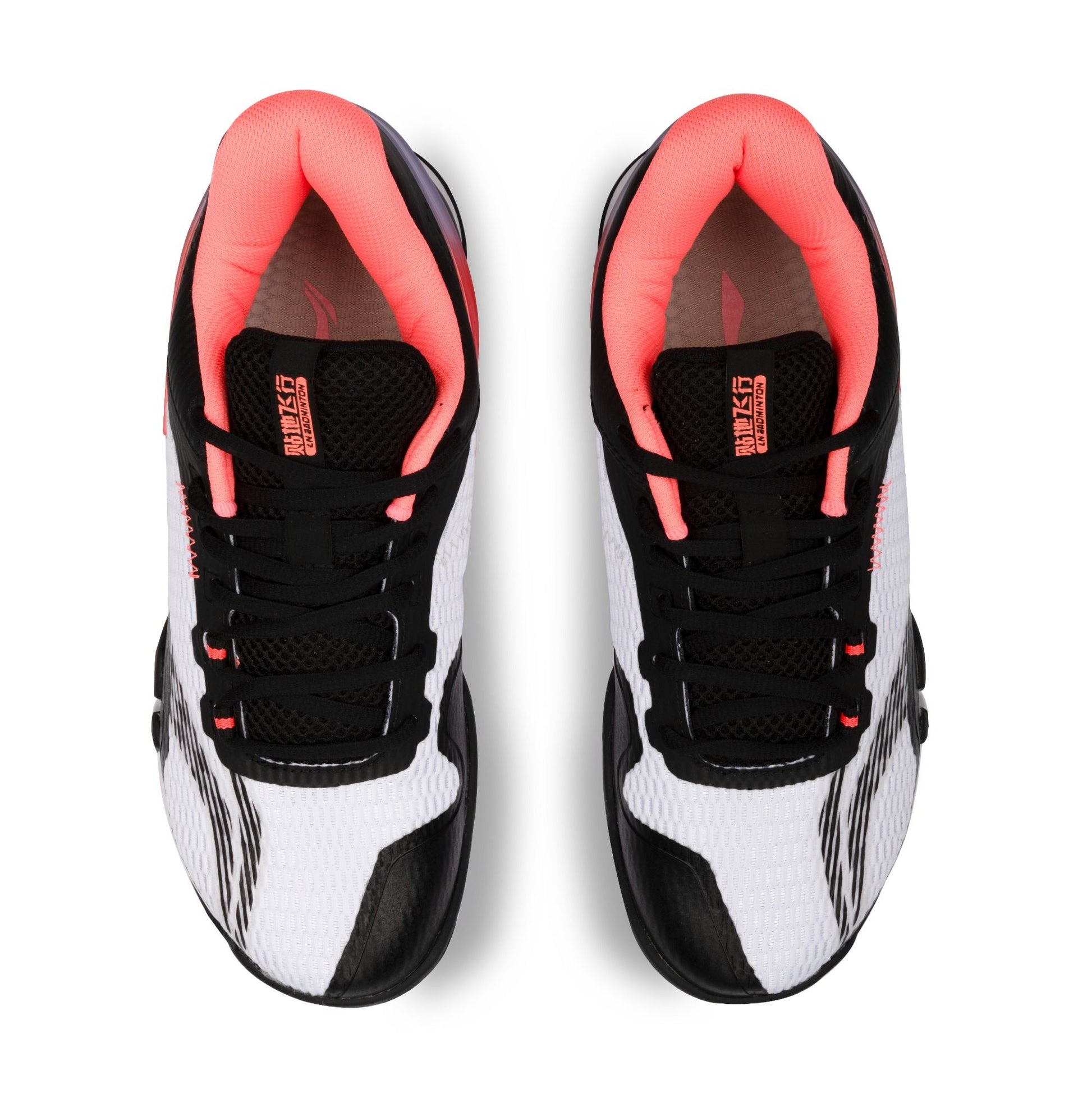 Saga Lite - Black,White