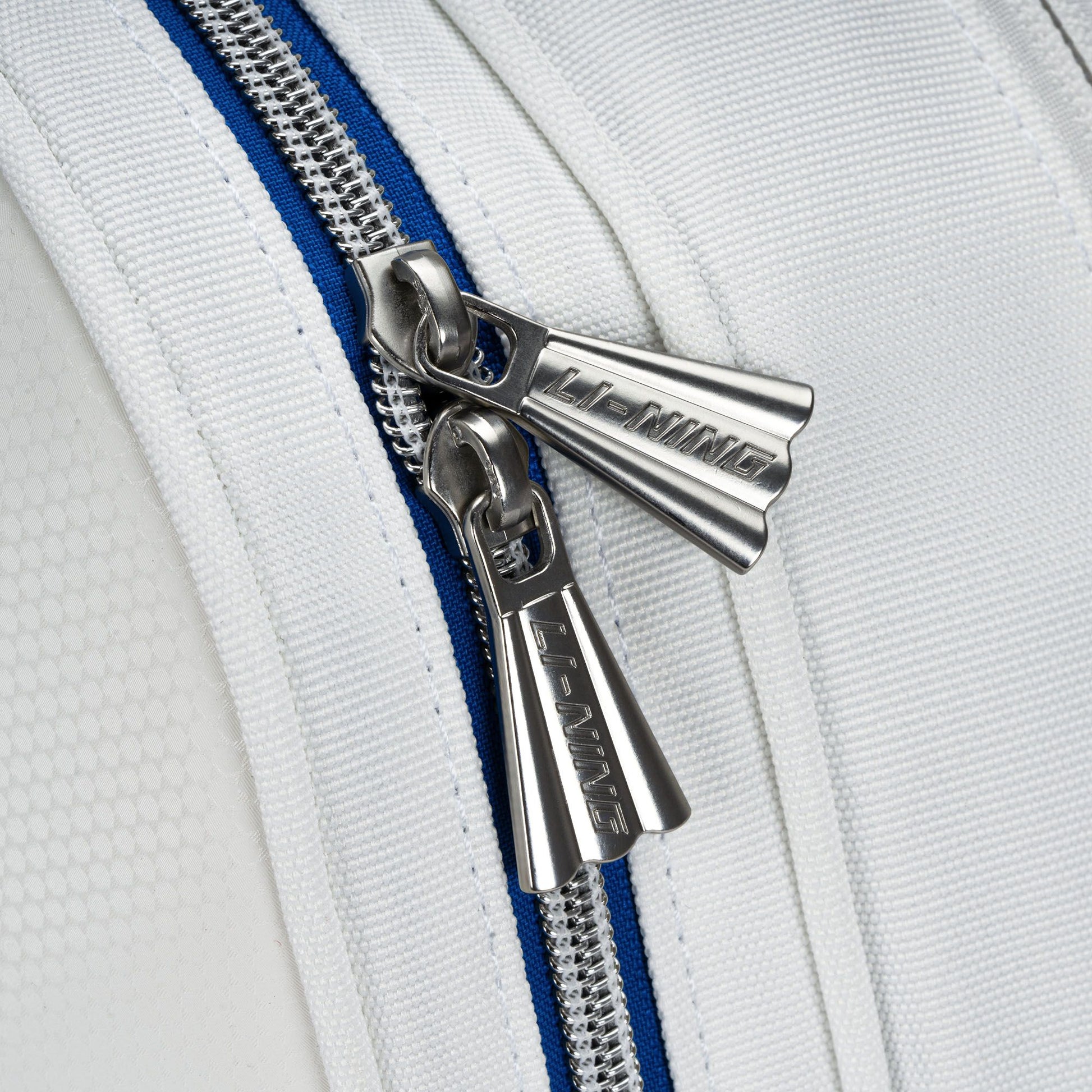 Li-Ning Rectangular Kit Bag (White/Blue)