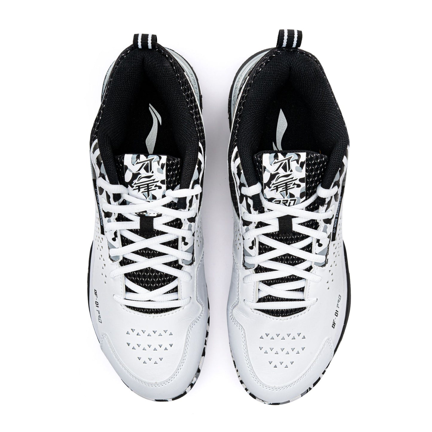 Blade Pro (White/Black)