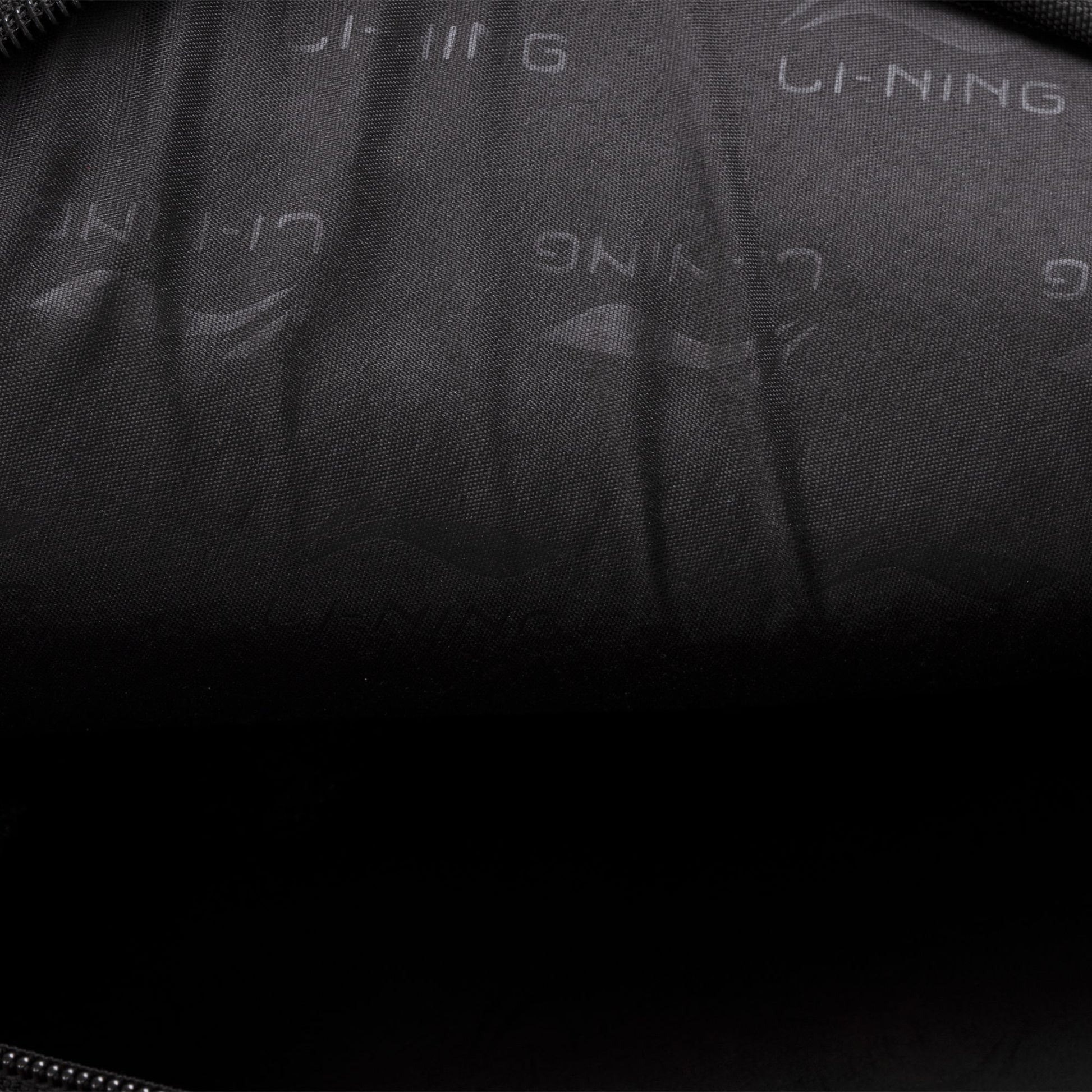 Raider Max Badminton Kit Bag-Black